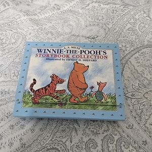 Winnie The Pooh Childrens Book Set